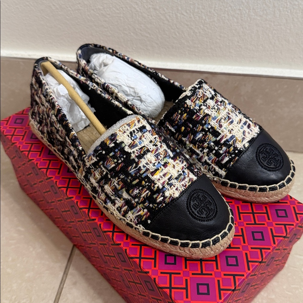 NWT TORY BURCH Women's Boucle Espadrille Flats In Black
